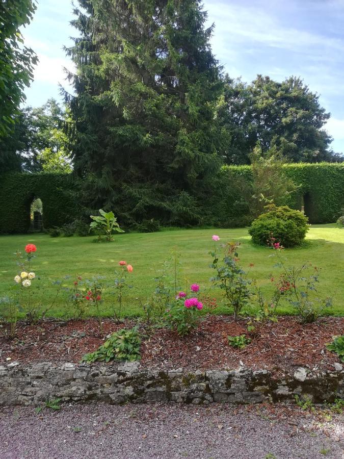 L'Accueil Bed & Breakfast Gueron Bagian luar foto