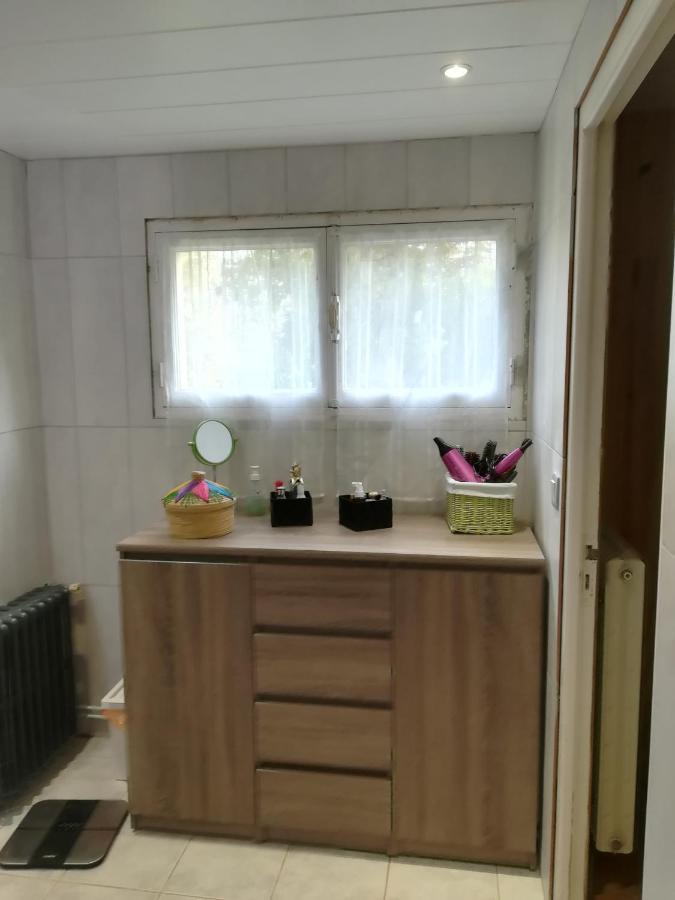 L'Accueil Bed & Breakfast Gueron Bagian luar foto